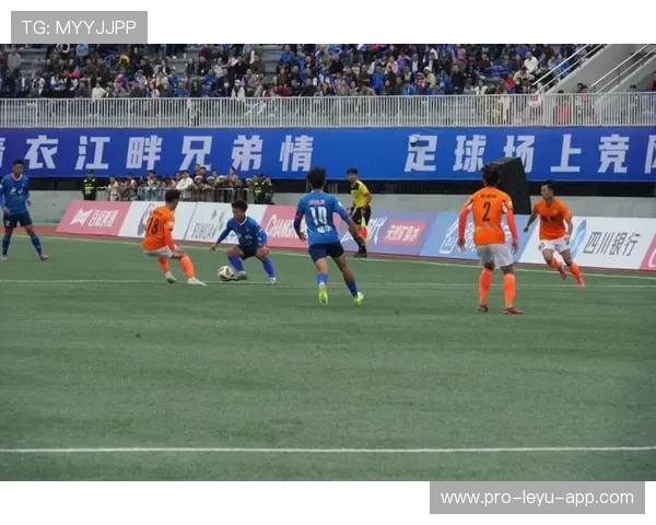 奥斯梅恩突破造险，那不勒斯主场奏凯