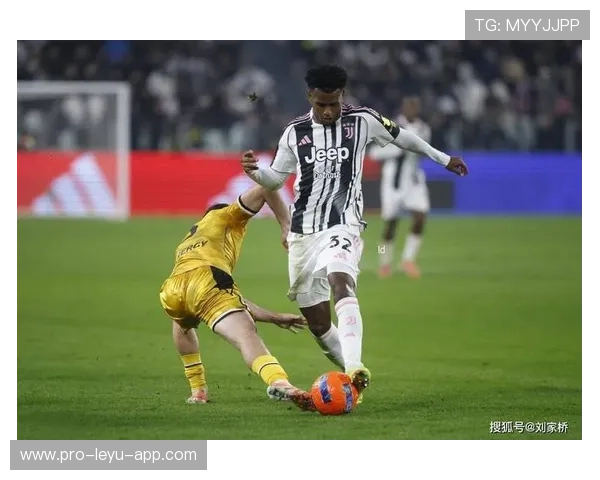 尤文中路插上完成致胜回传，前场配合成经典